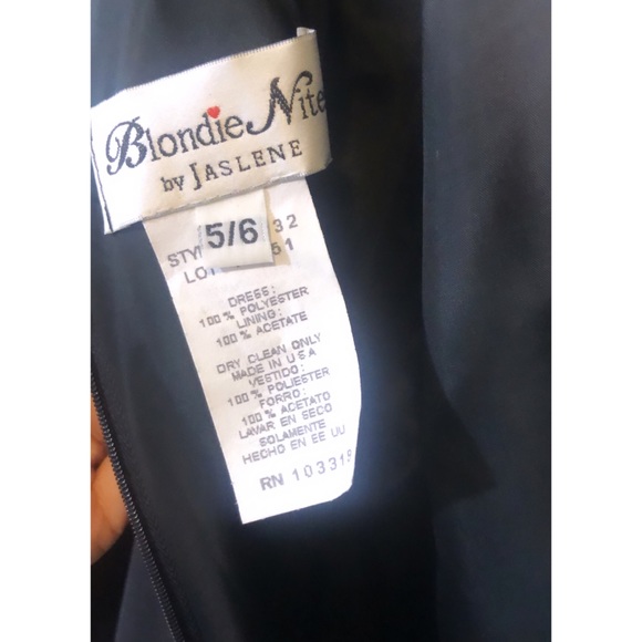 Blondie Nites Dress - Picture 5 of 5